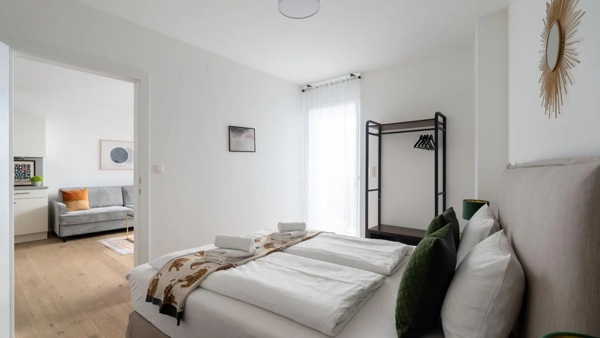 דירות וינה Elegant 1Br Balcony Oasis By Hm