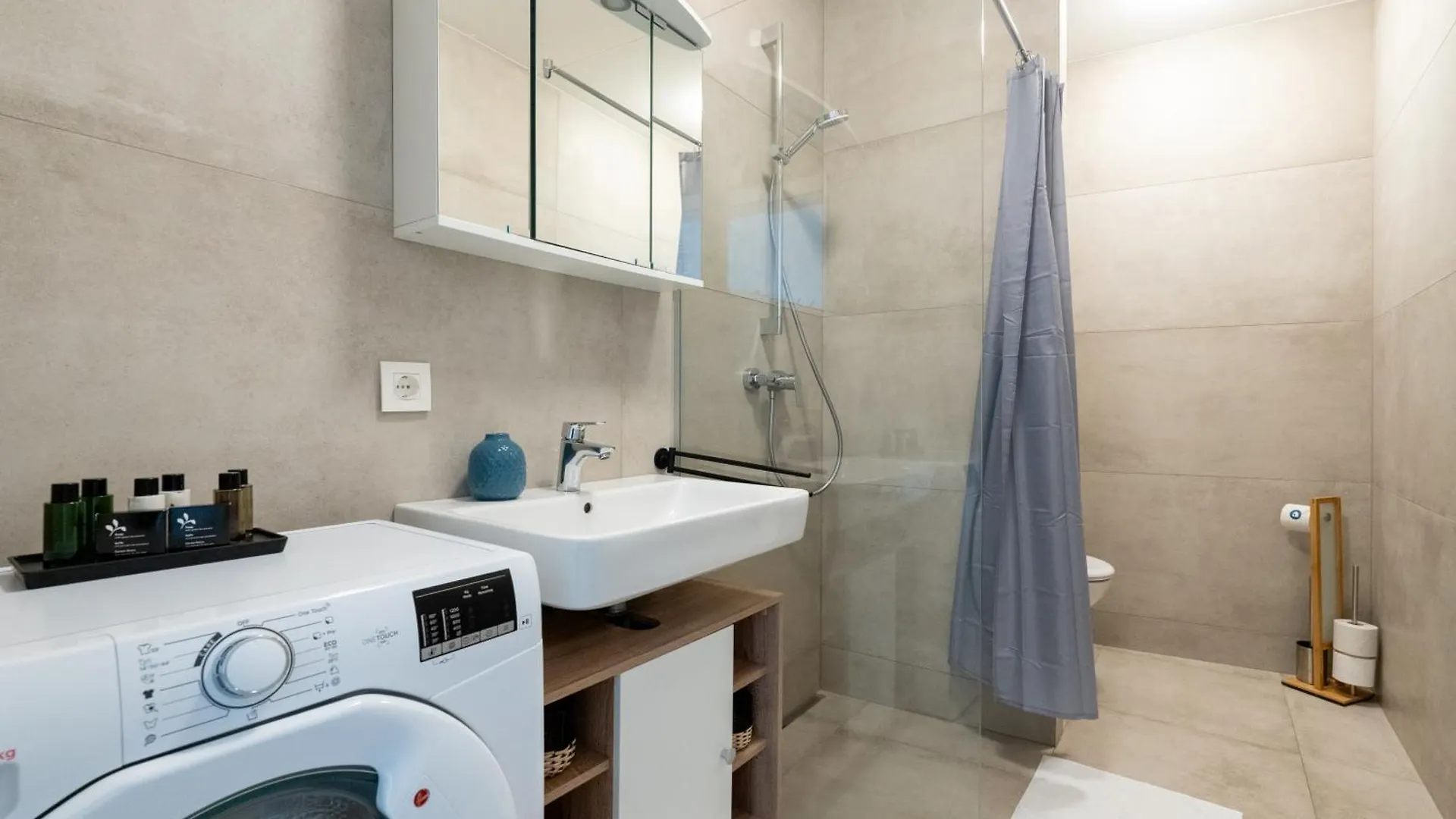 דירות וינה Elegant 1Br Balcony Oasis By Hm אוסטריה