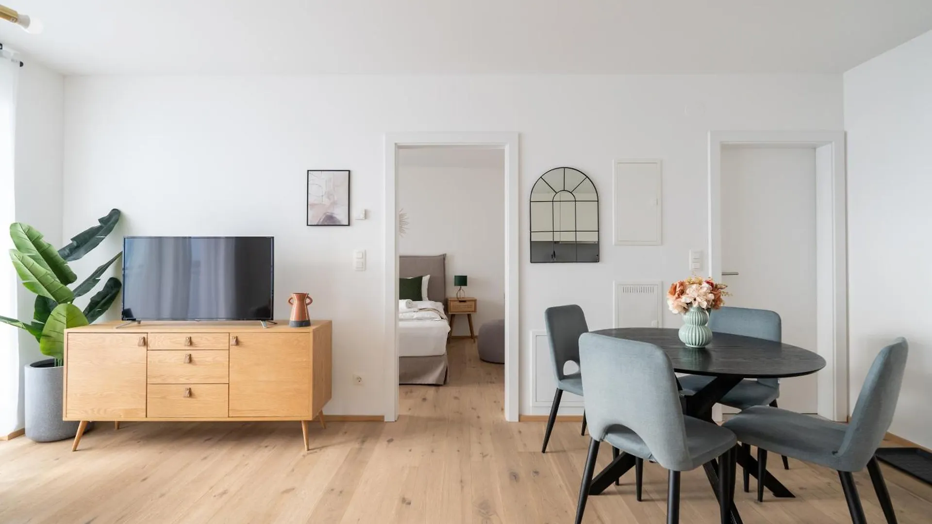 דירות וינה Elegant 1Br Balcony Oasis By Hm